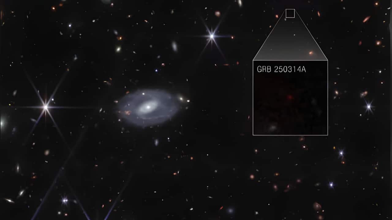 El telescopio James Webb capta la supernova más antigua del universo, ¡13 mil millones de años!