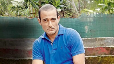 Beyond the glitz of the big screen, Akshaye Khanna’s life reflects a blend of privacy, selective career choices, and careful investment in real estate.