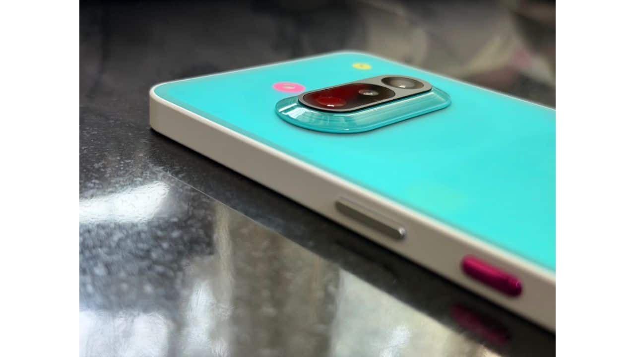 Retro-futuristic hardware and packaging design Emre Kayganacl shaped the hardware and packaging, blending late-90s and early-2000s tech cues with Nothing’s transparent, minimalist design. The result aims to evoke the excitement of early consumer tech while feeling fresh and modern. Retro-futuristic hardware and packaging design Emre Kayganacl shaped the hardware and packaging, blending late-90s and early-2000s tech cues with Nothing’s transparent, minimalist design. The result aims to evoke the excitement of early consumer tech while feeling fresh and modern.