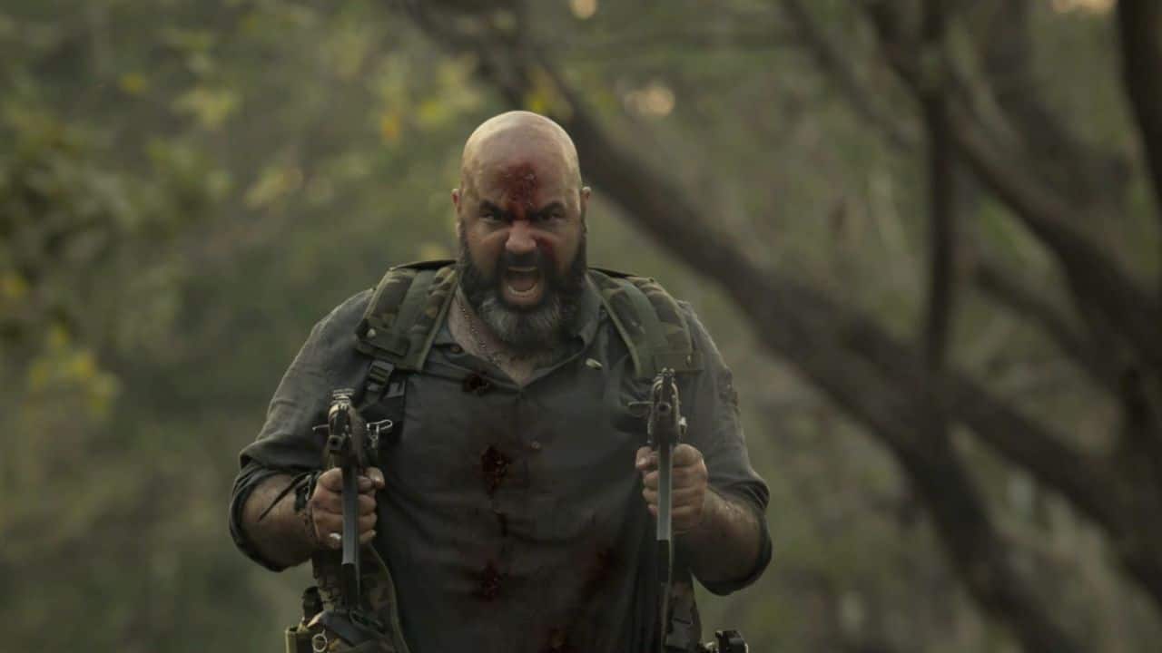 Naveen Kaushik<br />Naveen features in the role of Donga. He is known for various roles in Indian television serials. His TV credits include playing the 