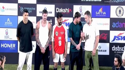 Rahul Gandhi with Messi.