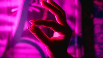 This year’s medicines demonstrate that research, resilience and a touch of serendipity can alter the course of treatment. (Picture Credit: Canva)
(Picture Credit: Pexels)

