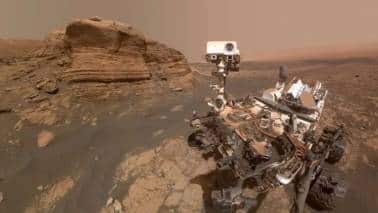 NASA’s Curiosity Mars rover used two different cameras to create this selfie in front of Mont Mercou in Mars (Image: NASA/JPL-Caltech/MSSS)