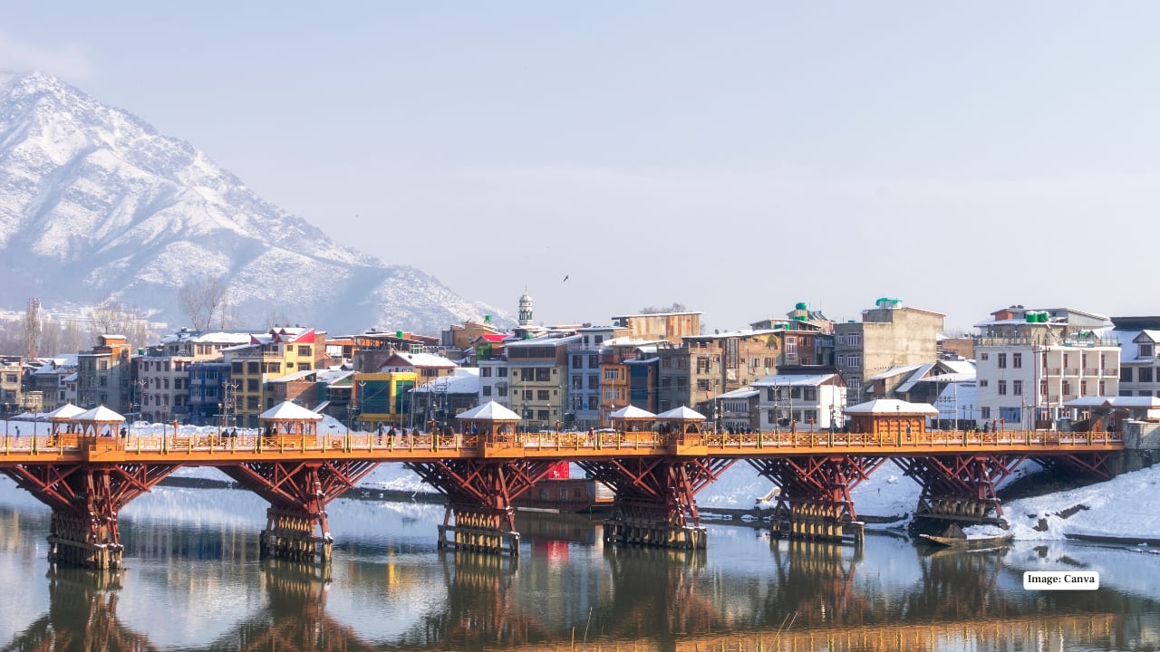 3. Srinagar – Lakes, Houseboats, and Snow Magic Srinagar, with its iconic Dal Lake, takes on a surreal charm in winter. Partial freezing of the lake and snow-capped mountains in the background turn shikara rides into a dreamlike experience. Add a stay in a traditional houseboat and strolls through Mughal Gardens dusted in snow, and you have the perfect blend of culture, romance, and winter magic. 3. Srinagar – Lakes, Houseboats, and Snow Magic Srinagar, with its iconic Dal Lake, takes on a surreal charm in winter. Partial freezing of the lake and snow-capped mountains in the background turn shikara rides into a dreamlike experience. Add a stay in a traditional houseboat and strolls through Mughal Gardens dusted in snow, and you have the perfect blend of culture, romance, and winter magic.