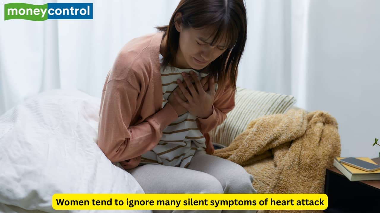 Symptoms women ignore before a heart attack which they should not 