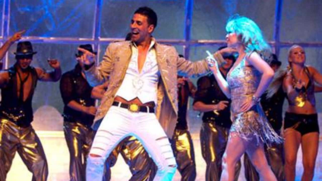 When Akshay Kumar revealed he earned Rs 20 lakh in few mins by dancing at a wedding, “Shoot ke beech main motorcycle par gaya, cheque liya..."