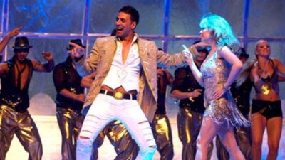 When Akshay Kumar revealed he earned Rs 20 lakh in few mins by dancing at a wedding, said, “Shoot ke beech main motorcycle par gaya, cheque liya..."