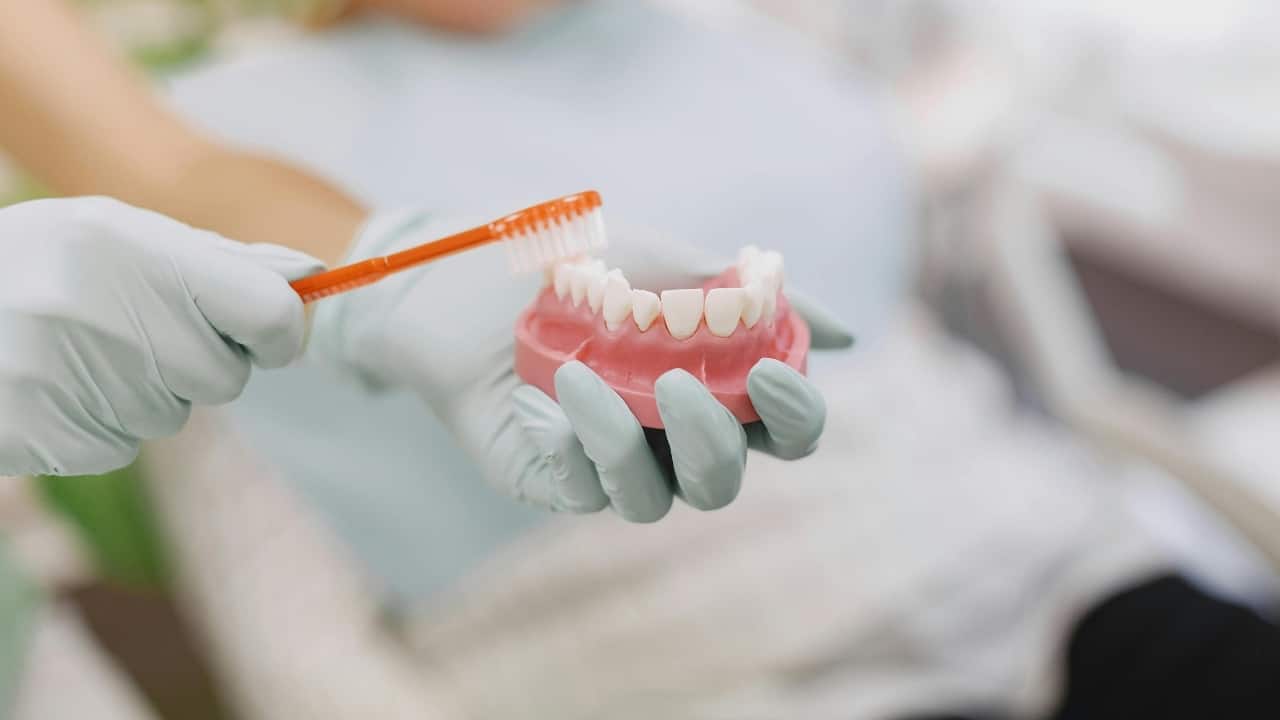 You can prevent gum diseases without killing good bacteria, confirms new research