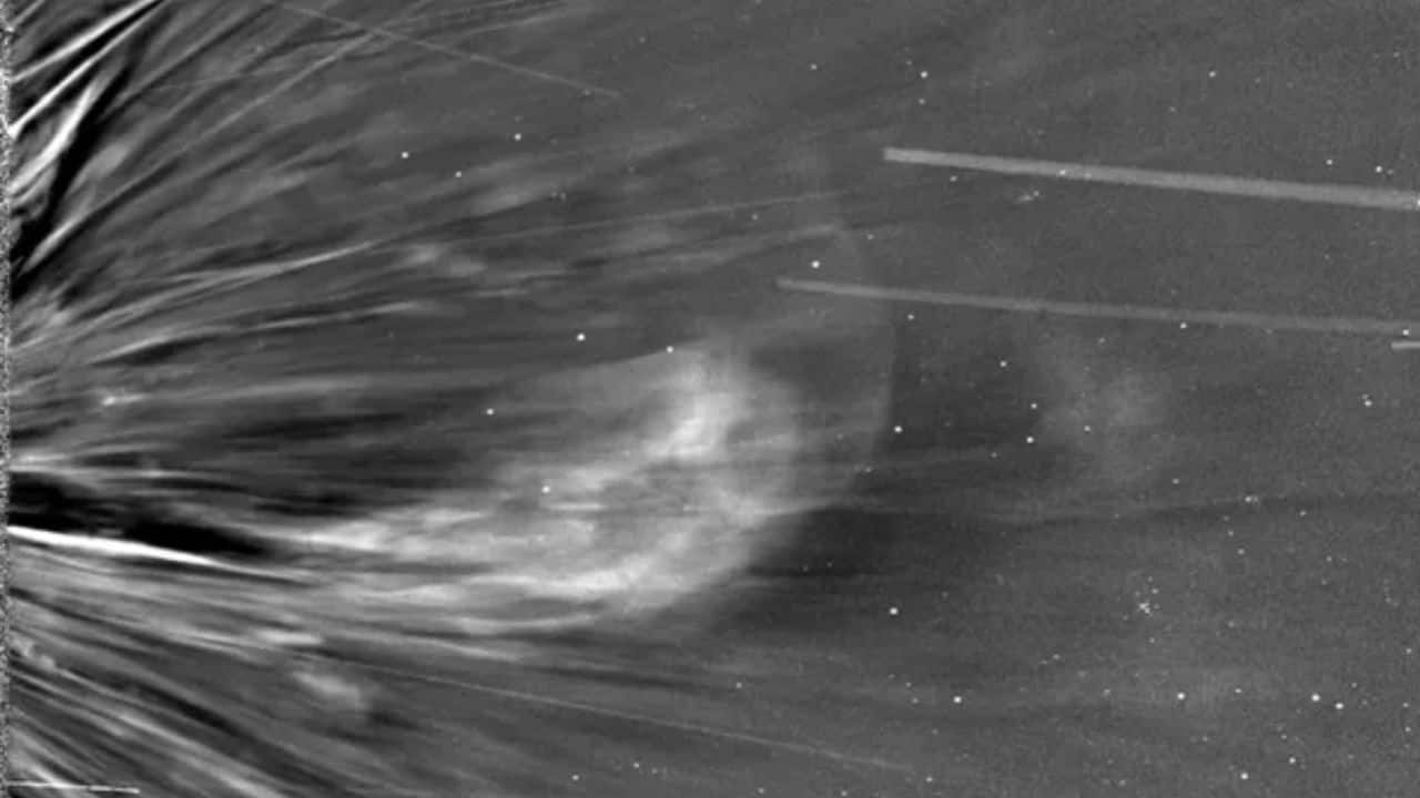 NASA's Parker Solar Probe spots solar wind making a surprising U-turn near the Sun