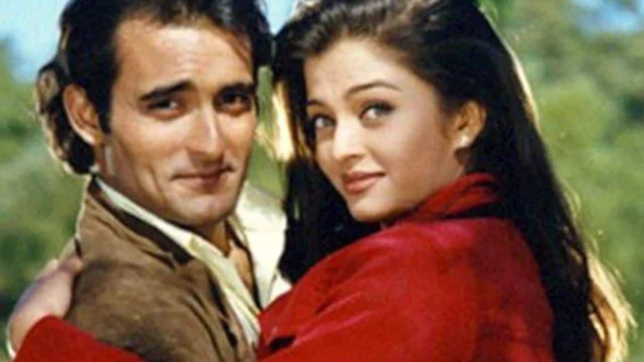 When Akshaye Khanna praised Aishwarya Rai's beauty, said, "I can't take my eyes off her every time"