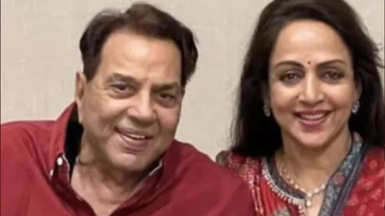 Shobhaa De says Hema Malini was sidelined by Dharmendra’s first family after his death