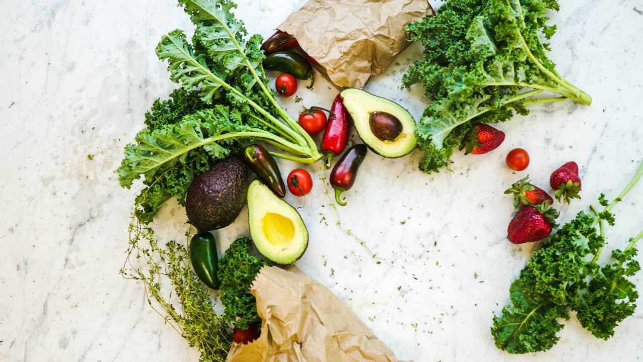 Gastroenterologist says adults should have over 35 grams of fibre daily, lists food sources