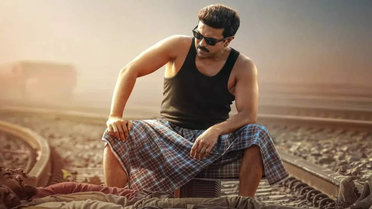 Game Changer<br />Though it did not do well on the creative front, Game Changer made good money at the box office. The film collected Rs 195 crore.