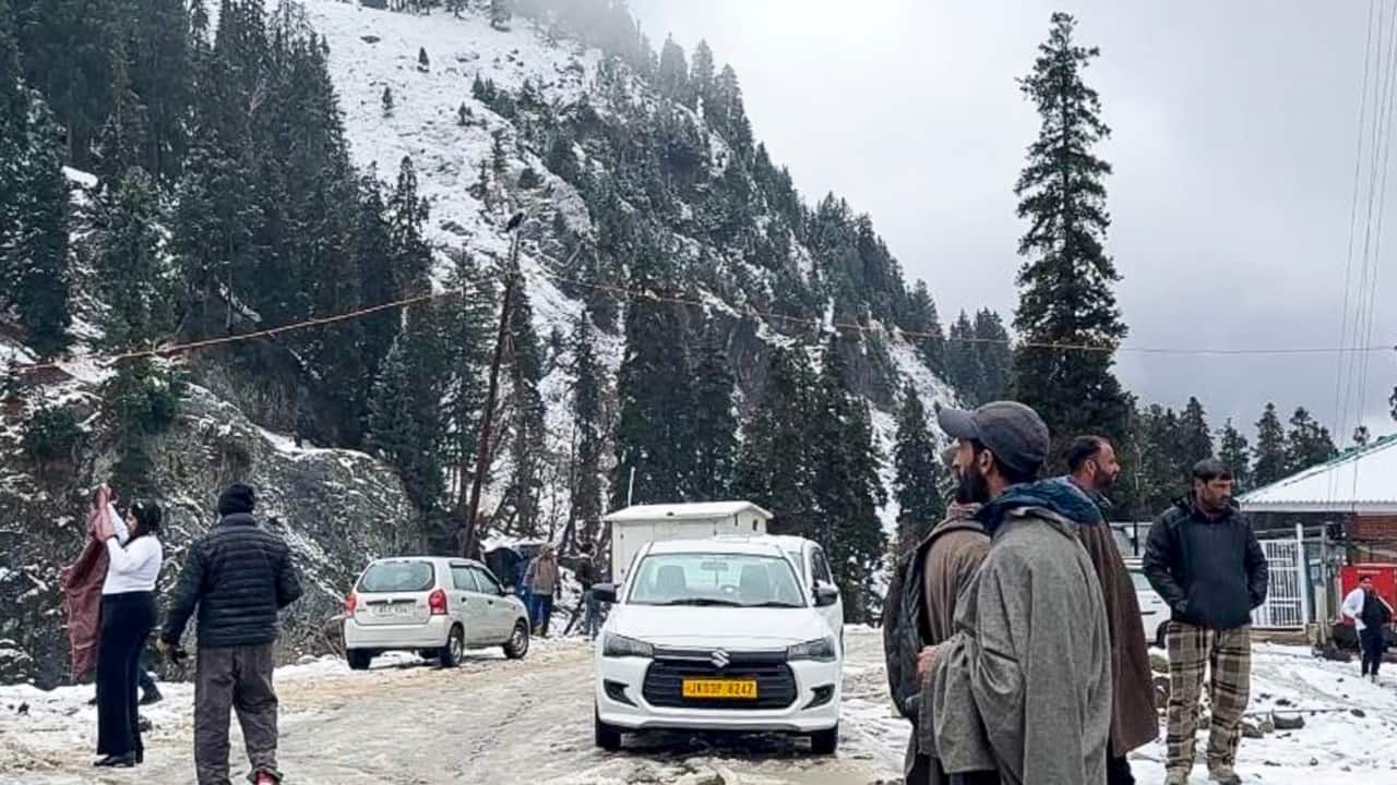 Why locals welcome this harsh winter While Chillai Kalan disrupts daily life — freezing water pipes and slowing movement — it is also considered vital for Kashmir’s ecology. The heavy snowfall replenishes perennial mountain reservoirs that feed rivers, lakes and springs through the summer months. Farmers see it as a sign of prosperity, ensuring better water availability and improved crop yields later in the year.