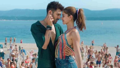 Tu Meri Main Tera Main Tera Tu Meri stars 
Kartik Aaryan and Ananya Panday 