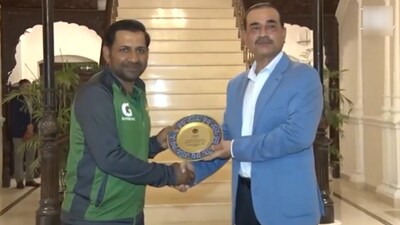 Asim Munir Hails U-19 Win Amid Bigger Defeats, Internet Mocks 'Delusional Churan'