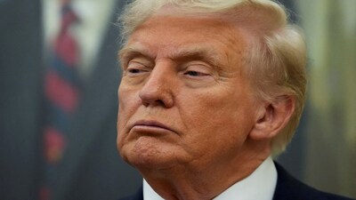 Trump demands compliant Fed chairman