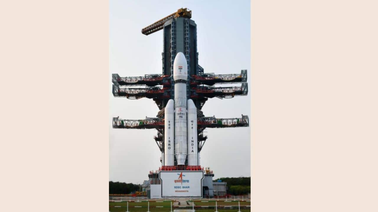 ISRO’s LVM3-M6 vehicle lifts off with heaviest BlueBird Block-2 satellite | Watch