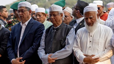 Muhammad Yunus, Chief Advisor of the Interim government of Bangladesh, offers funeral for Sharif Osman Hadi, a student leader, who died after being shot in the head, at Manik Mia Avenue, in Dhaka, Bangladesh, December 20, 2025. REUTERS/Stringer