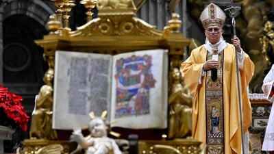 Pope Leo XIV stuck to a very religious homily without any direct reference to current affairs.