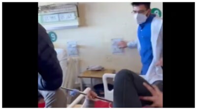An FIR has been lodged against Dr. Raghav Narula by the attendants of the patient.