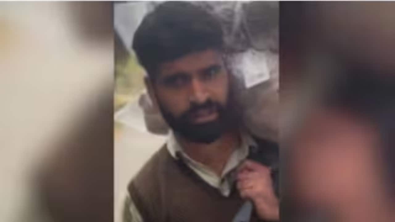 Bajrang Dal leader booked for alleged assault on Kashmiri shawl vendor in Uttarakhand