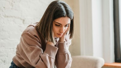 One of the symptoms of winter depression is that people often tend to withdraw from social life. (Picture Credit: Pexels)
