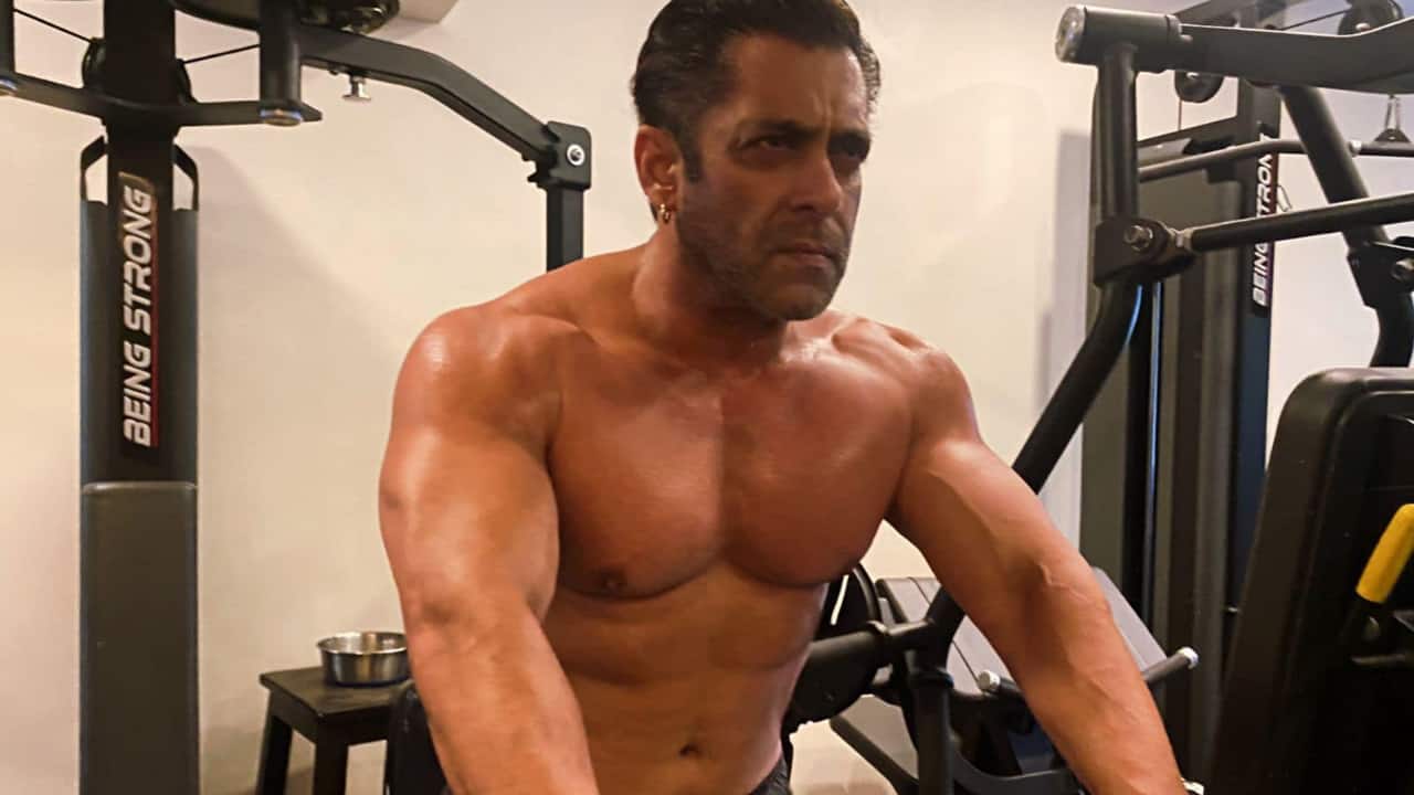 This phase marked the birth of “Bhai” culture, driven by whistle-worthy dialogues and swagger.