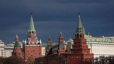Kremlin reviews US peace proposals