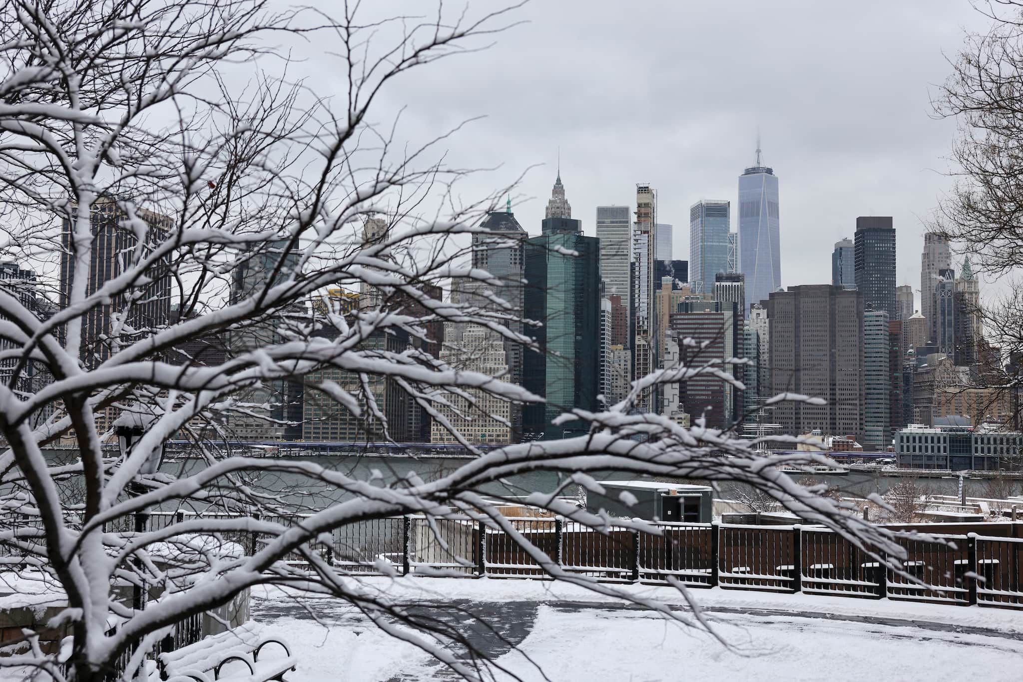 Winter storm snarls post-holiday travel across US Northeast, thousands of flights disrupted