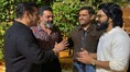 Picture of the night! Ram Charan and Dhoni’s candid photo with Salman Khan takes the internet by storm