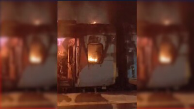 The two damaged coaches were detached from the train, which proceeded towards Ernakulam. (Image: Screengrab of video | @CNNnews18/X)