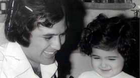 Rajesh Khanna and daughter Twinkle Khanna’s rare throwback pics on their birthdays