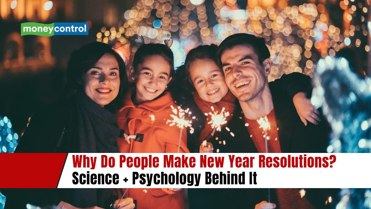 Why Do People Make New Year Resolutions? Science + Psychology Behind It