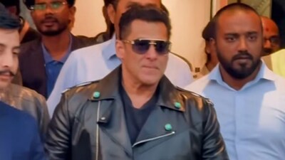 Salman Khan arrives in Jamnagar to ring in New Year 2026, warmly greets paparazzi at airport