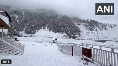 Despite the fresh snow, the valley continues to experience an unusually warm winter.