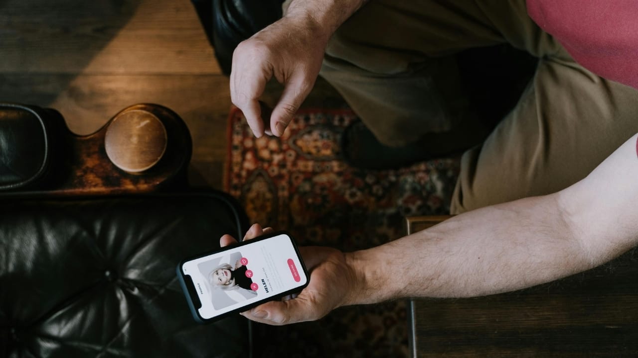 Are you walking into the New Year without a plus one? Survey reveals single daters are moving beyond casual matches this year-end