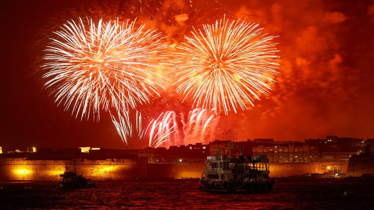 Fireworks explode during New Year's celebrations in Valletta, Malta, January 1, 2026. REUTERS/Darrin Zammit Lupi