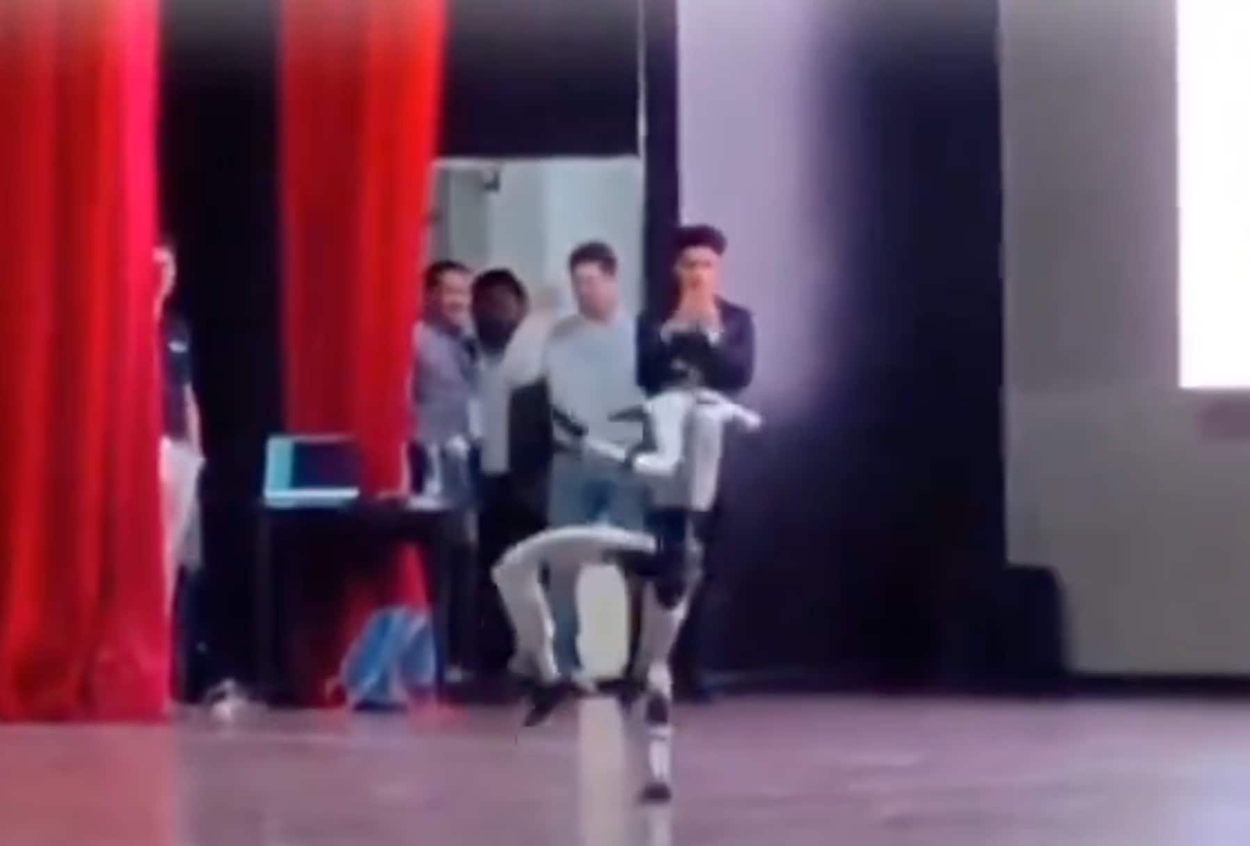 Forget Tesla humanoids: Watch IIT Bombay Techfest robot dance to Akshay Khanna's Dhurandhar viral F9LA track