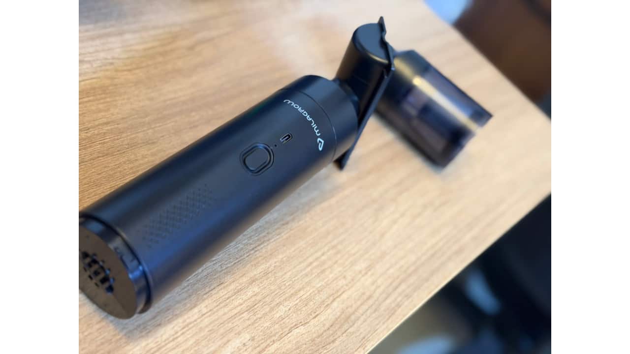 Cleaning performance The 16,000Pa suction from the Japanese brushless motor is strong for a handheld vacuum at this price. It handles dust, crumbs, pet hair and light debris without much effort. That said, it is clearly designed for small messes and tight spaces, not deep carpet cleaning or heavy-duty jobs. Cleaning performance The 16,000Pa suction from the Japanese brushless motor is strong for a handheld vacuum at this price. It handles dust, crumbs, pet hair and light debris without much effort. That said, it is clearly designed for small messes and tight spaces, not deep carpet cleaning or heavy-duty jobs.