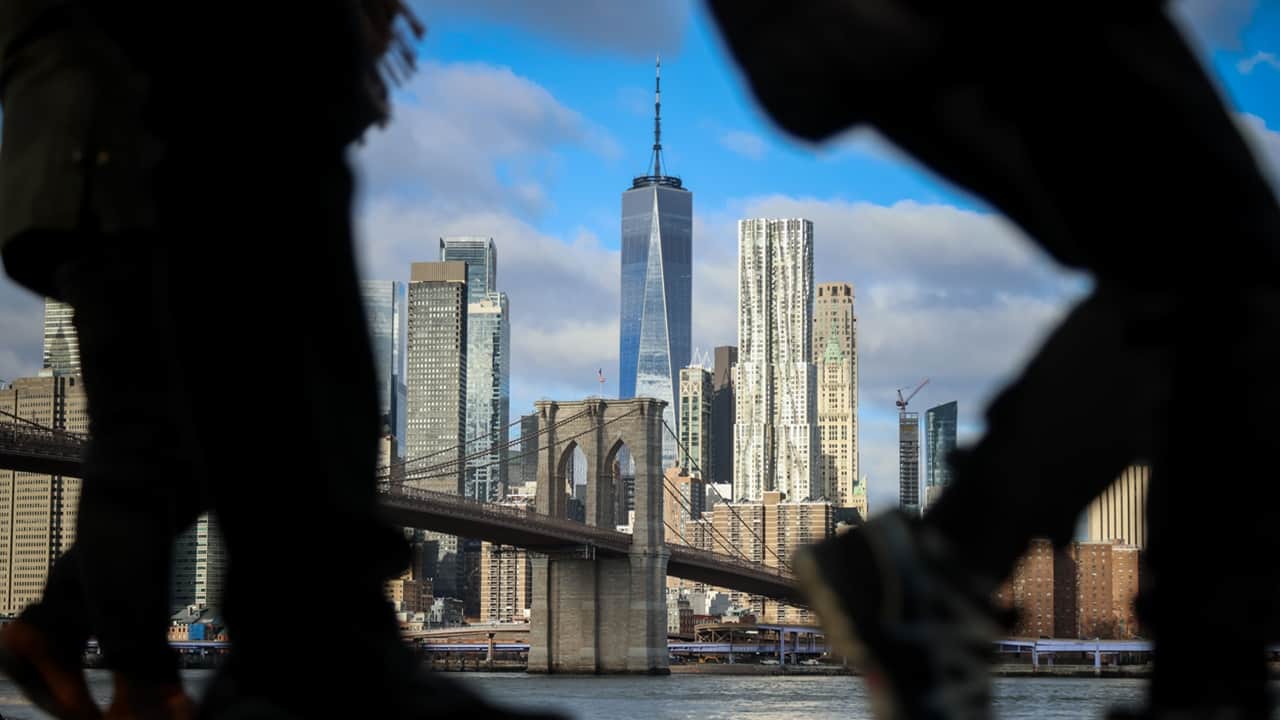 Bridgewater, D.E. Shaw among top hedge fund gainers of 2025