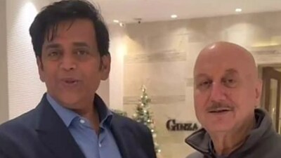 RAVI KISNAN AND Anupam Kher