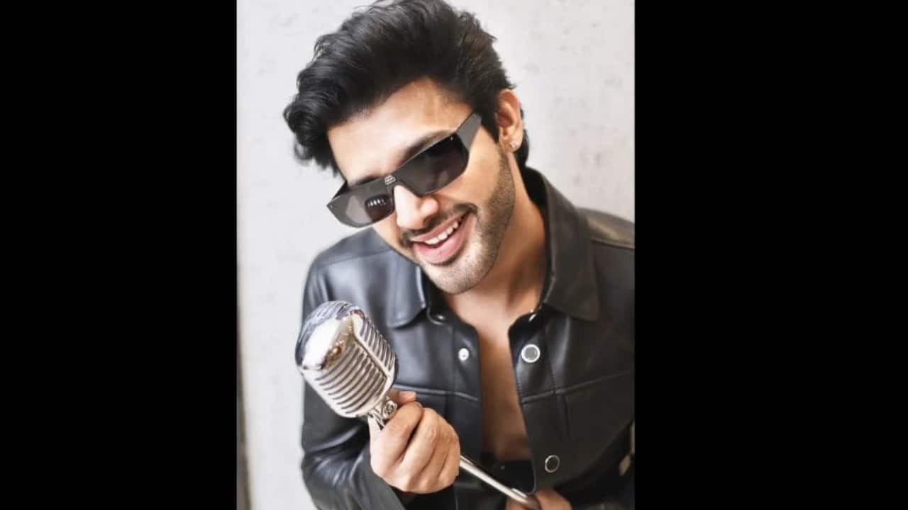 Chart-topping hits and breakthrough<br />His songs Thoda Thoda Pyaar and Sahiba became major hits, with the former being one of the most-streamed Hindi songs and the latter reaching No. 1 on Spotify India and charting globally.