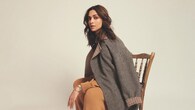 <strong>Modeling Breakthrough</strong> – Deepika rose to prominence as a model in the mid-2000s, becoming a household name after featuring in the iconic Kingfisher calendar and high-profile fashion campaigns.