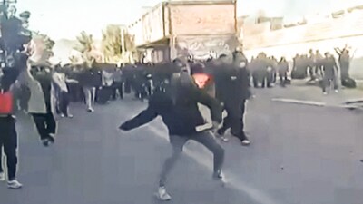 Iran defies US amid deadly crackdown (AFP)