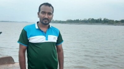 Hindu journalist Rana Pratap Singh was shot dead in Monirampur upazila under Jessore district.