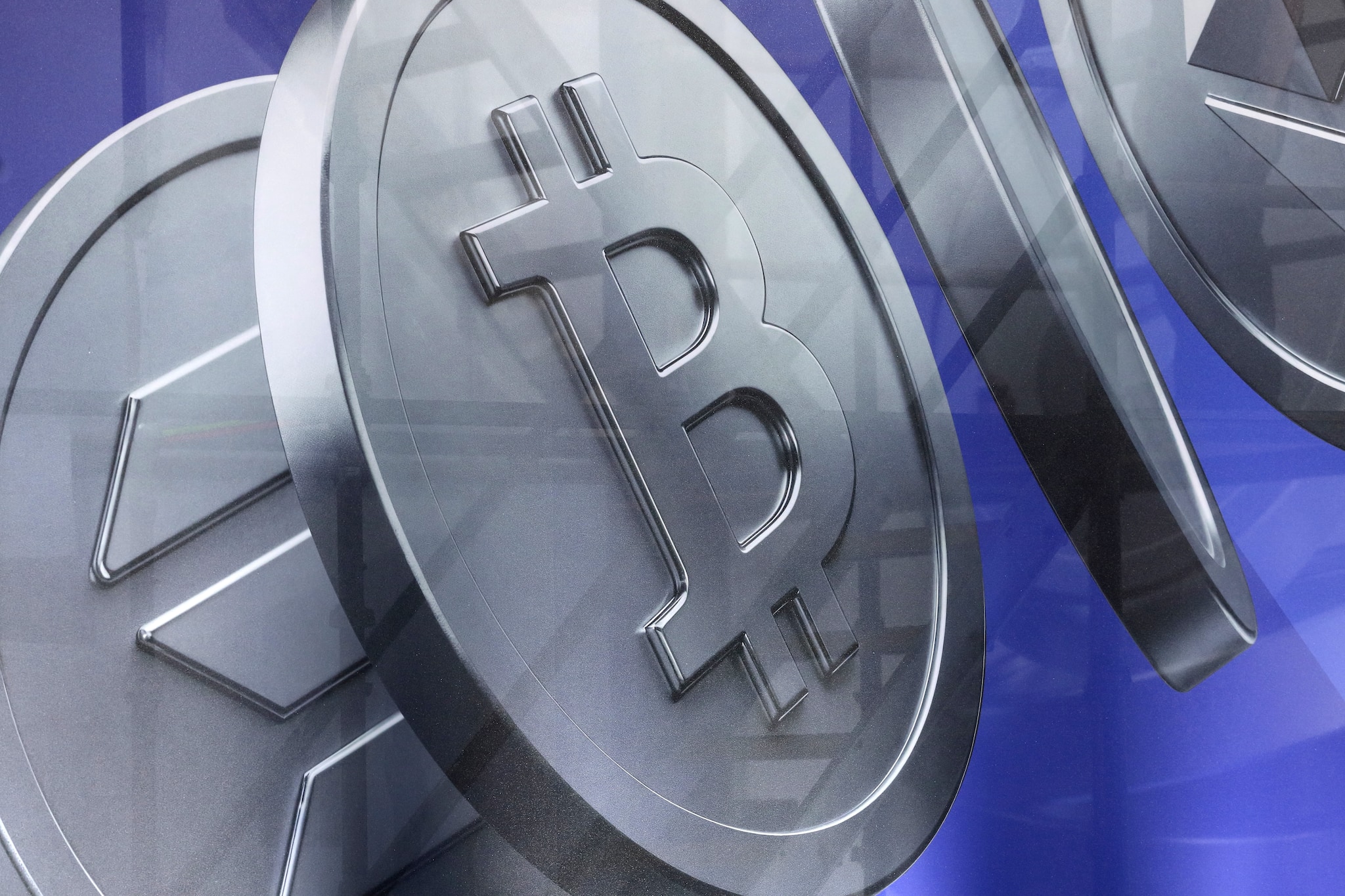 Bitcoin options traders eye $100,000 following year-end meltdown