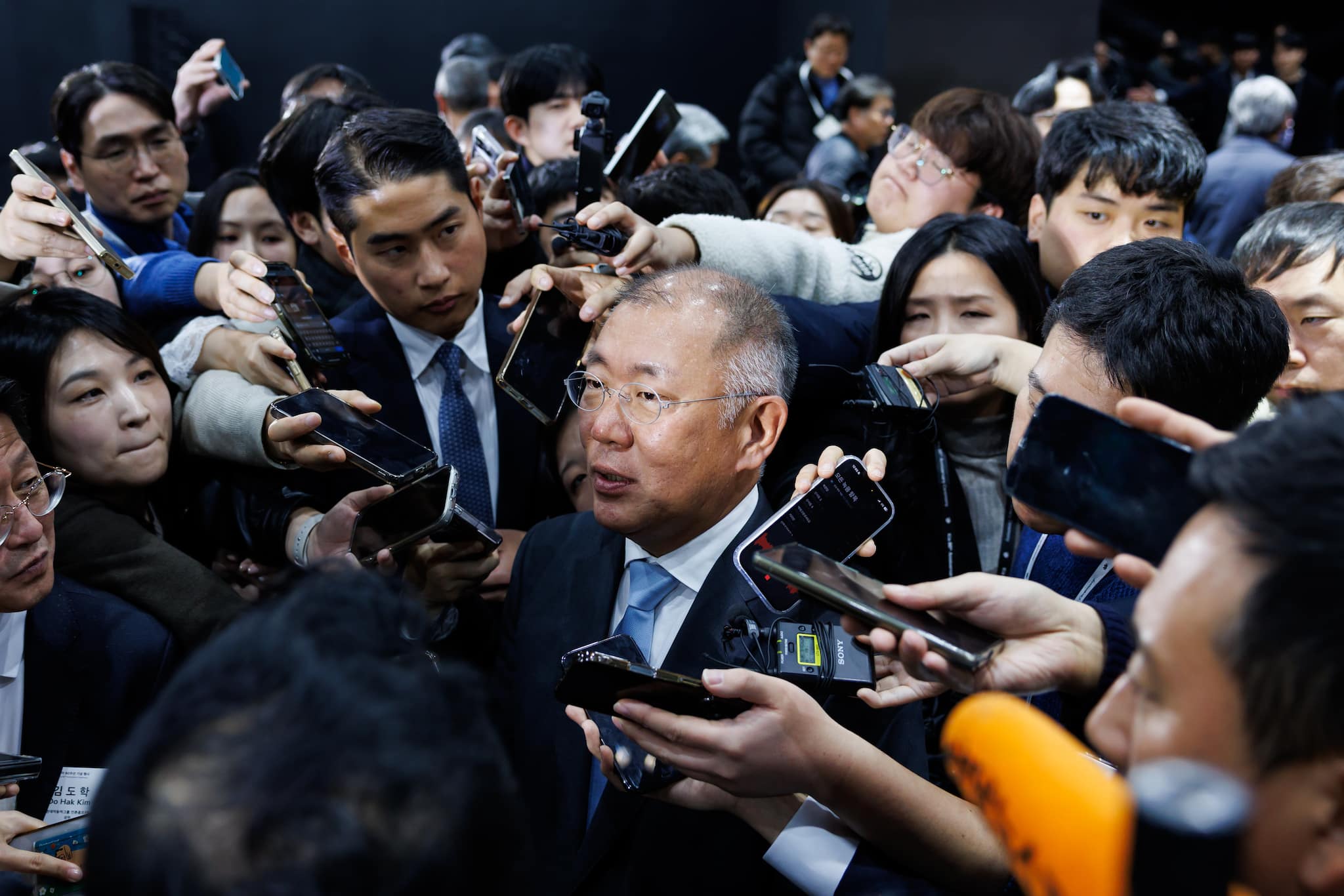 Hyundai’s Chung warns tough year ahead for global auto industry
