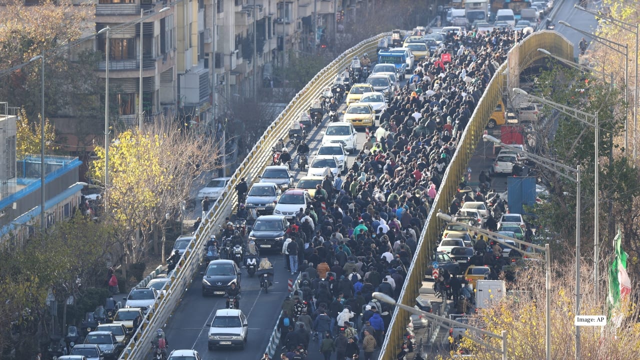 Iran unrest: Security forces fire tear gas at Tehran bazaar, death toll rises to 36