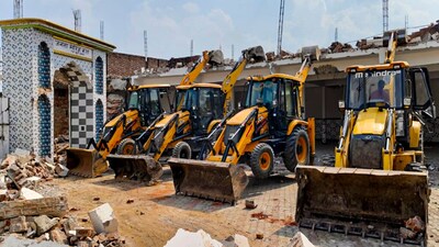 In December 2025, over two dozen shops and houses were cleared near a graveyard adjoining the Shahi Jama Masjid. (File photo)